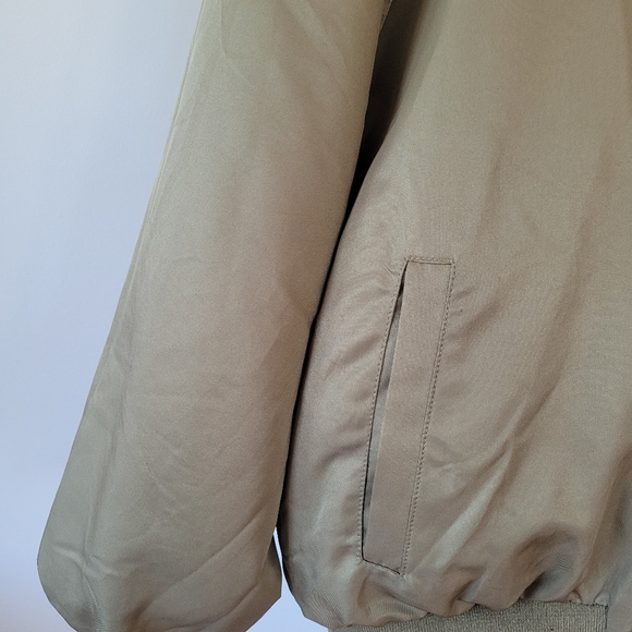 REVERSIBLE 2 Way Cozy Cream & Olive Teddy Bomber Jacket - Picture 11 of 15